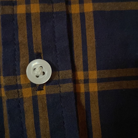 Old Navy button down - Picture 3 of 3